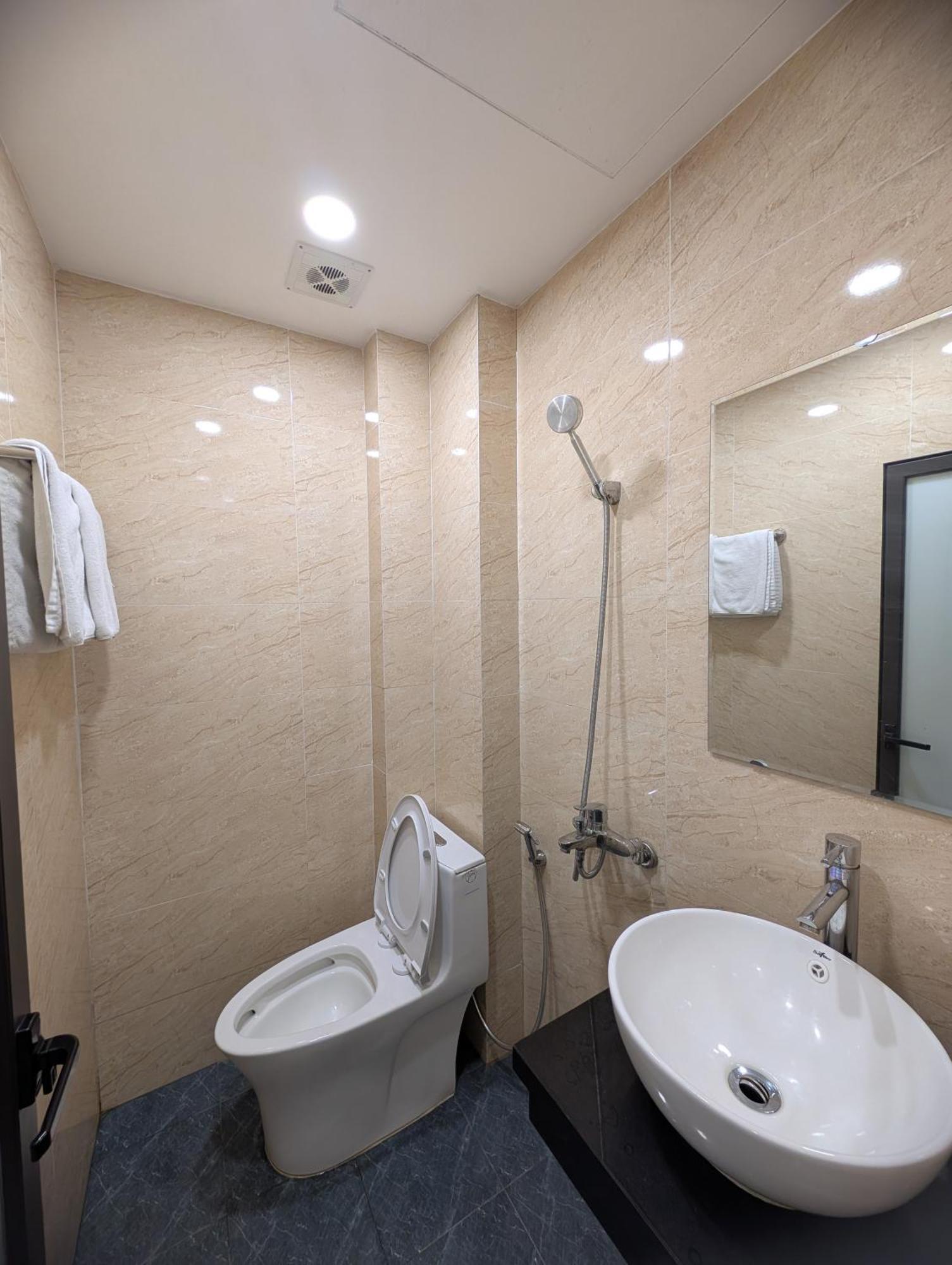 האנוי Era Apartment 158 Nguyen Khanh Toan מראה חיצוני תמונה